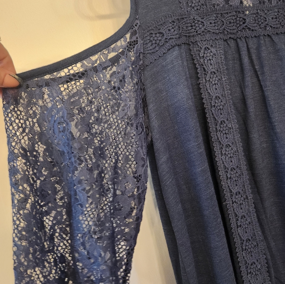 NWT Xhilaration Blue Cold Shoulder Top - Picture 2 of 4